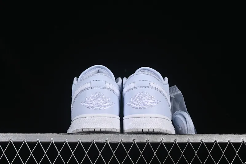 All categories Air Jordan Jordan series basketball shoes Air Jordan 1 Low Air Jordan 1 Low AJ1 Joe 1 light blue low-top cultural and casual sneakers FV8486-400